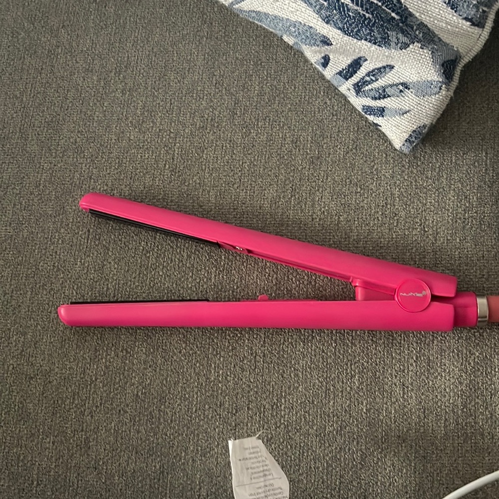 Mini Straightener